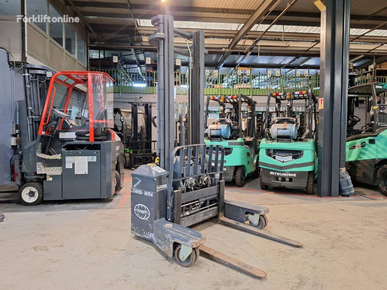 Combilift WR4 pallet stacker