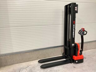 EP EST 124 3,0 meter pallet stacker