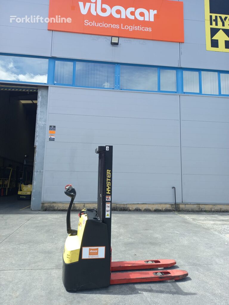 stacker Hyster S1.0E