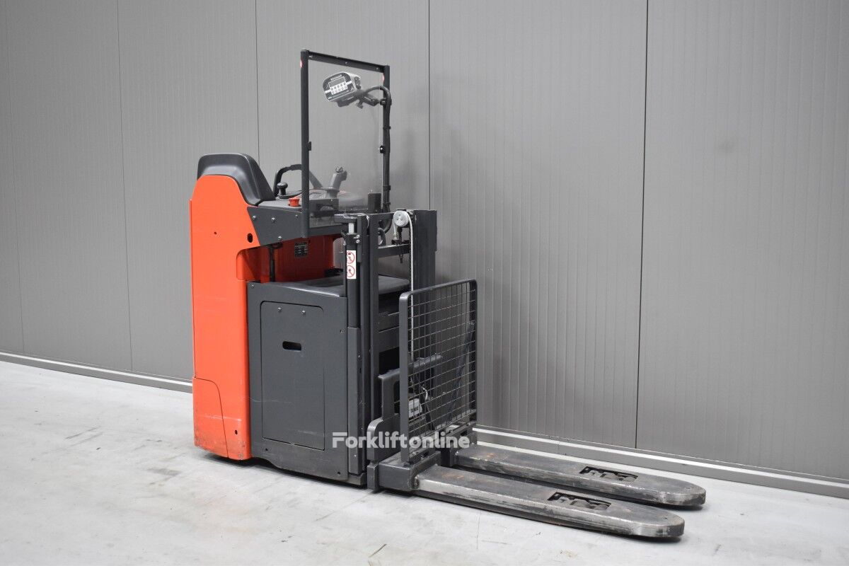 Linde D 12 S pallet stacker