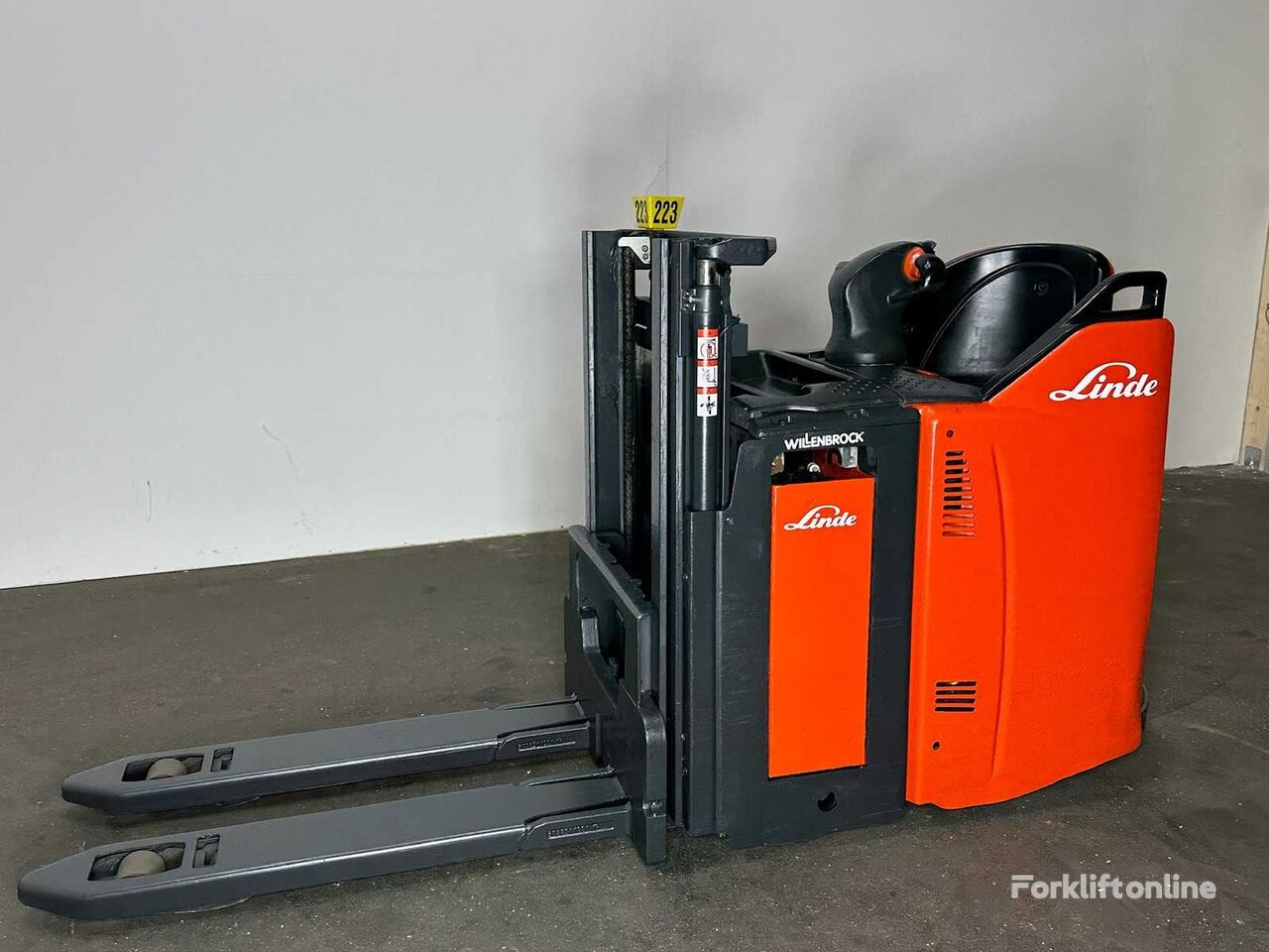 Linde D12HPSP apilador