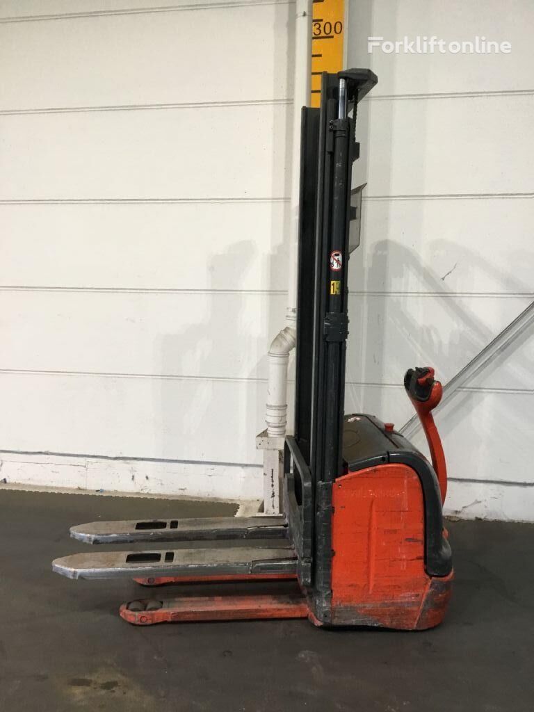 Linde L 14 pallet stacker