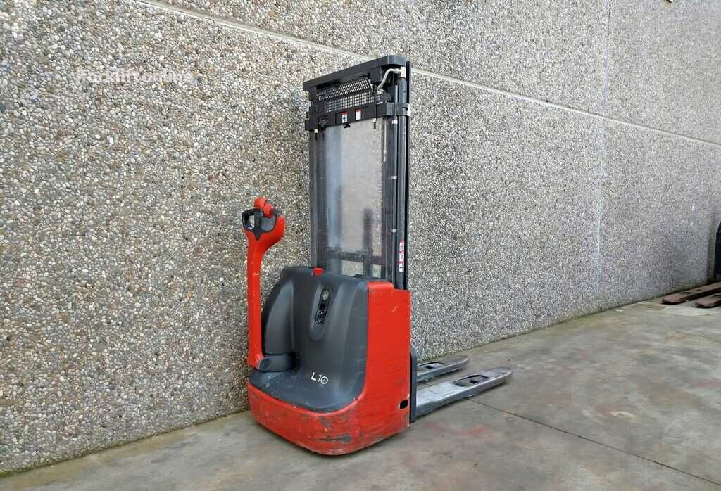 Linde L10 pallet stacker