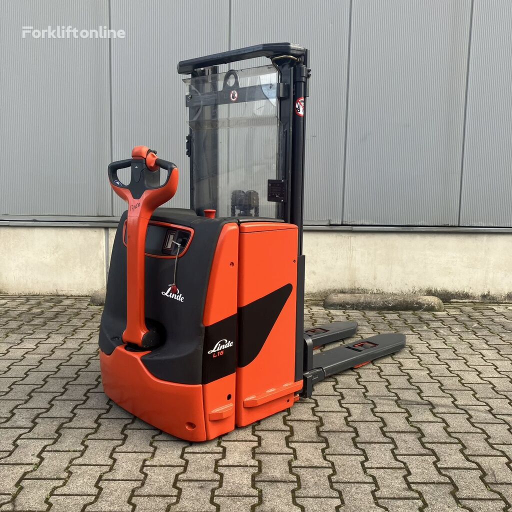 Linde L16i (1173) apilador