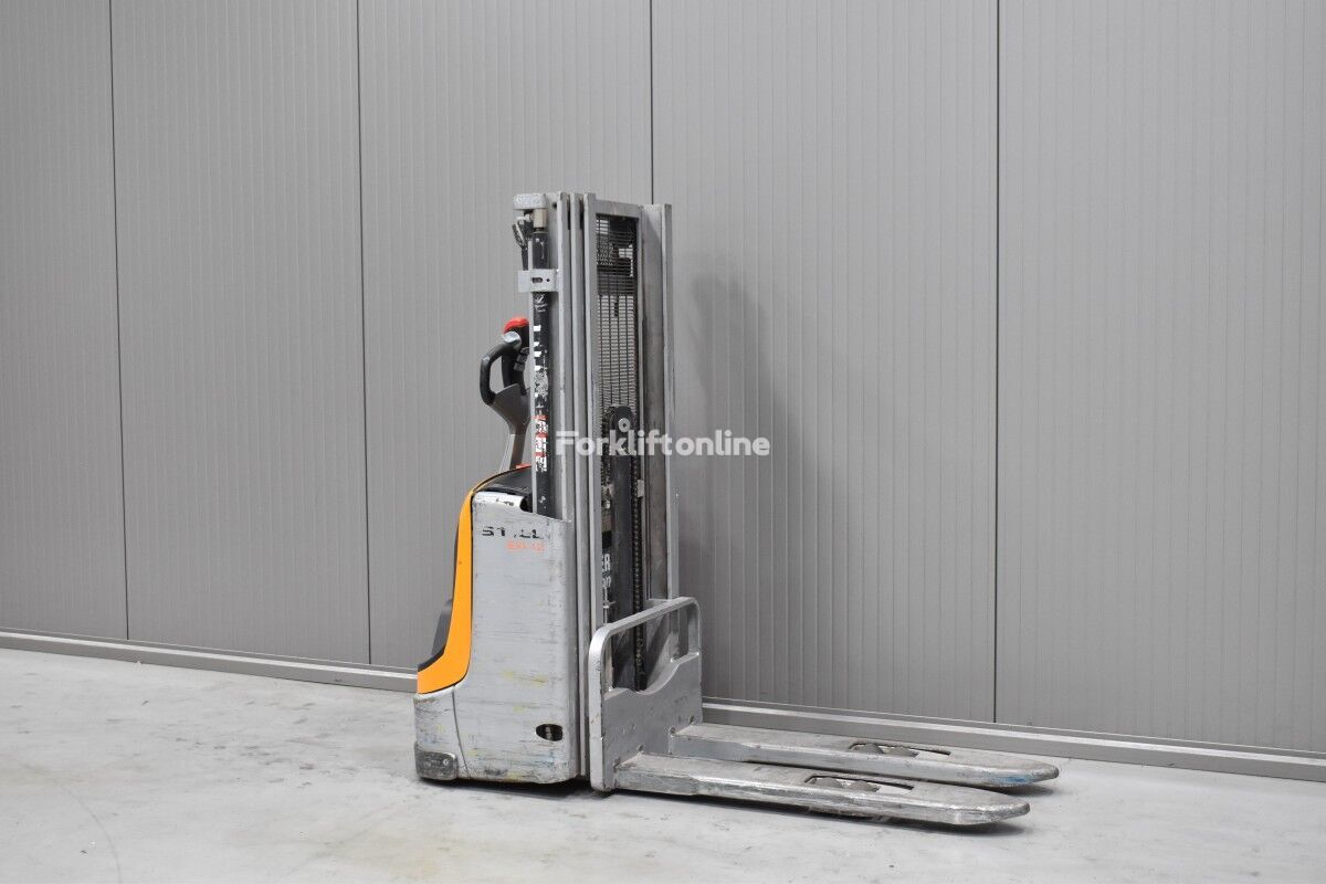 Still EXV 12 pallet stacker