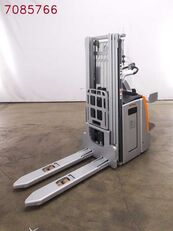 Still EXV-SF14 pallet stacker