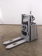 Still EXV16 pallet stacker