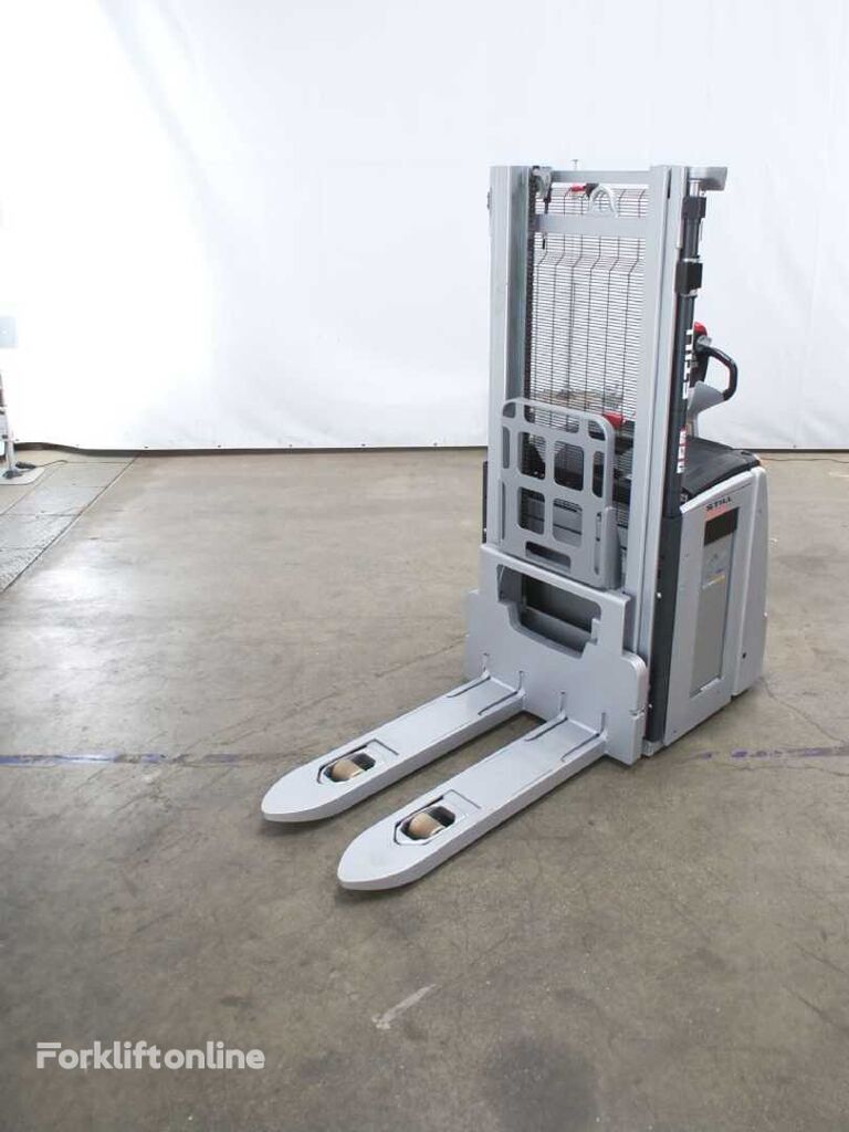 Still EXV20/950MM pallet stacker