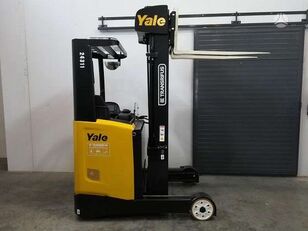 Yale pallet stacker