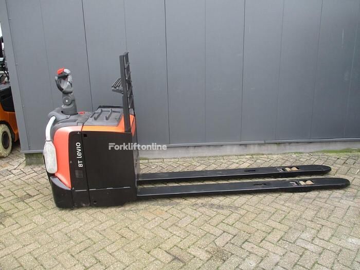 Toyota LPE 250 pallet truck