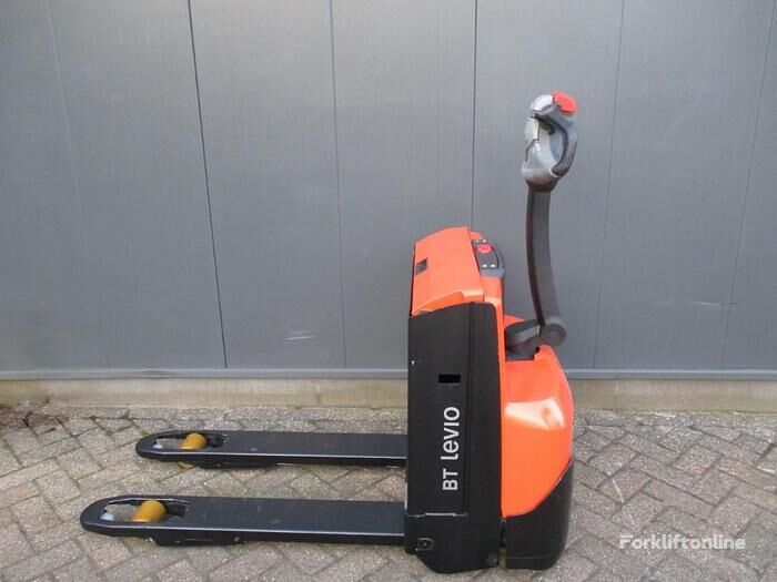 Toyota LWE 140 pallet truck