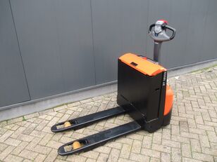 carrello transpallet manuale Toyota LWE 160