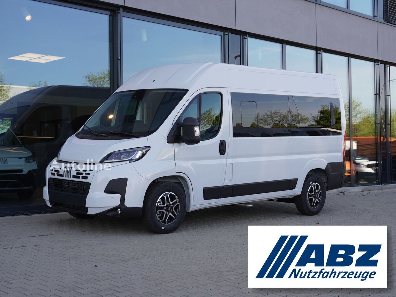 New Fiat Ducato passenger van - Autoline
