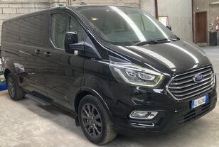 الميكروباصات لنقل الركاب Ford TOURNEO CUSTOM 2.0 L2 BLACK TITANIUM 9-SEATS AUTOMAT NAVI VIDEO