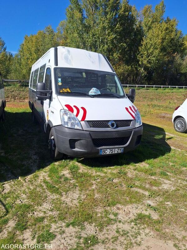 Microbuz de persoane IVECO DAILY - Autoline
