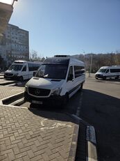 fourgonnette de tourisme Mercedes-Benz 516