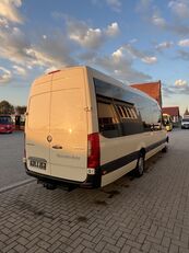 Mercedes-Benz 519 passenger van for sale - Image 4 | Autoline GH Mercedes-Benz 519 passenger van | Image 4 - Autoline