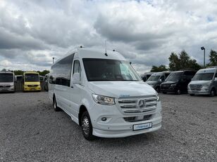 новый пассажирский микроавтобус Mercedes-Benz Sprinter 519