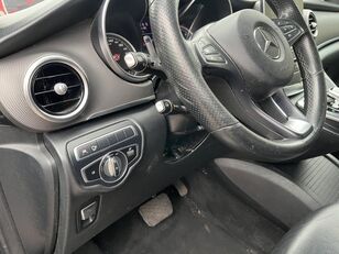 Acheter fourgonnette de tourisme Mercedes-Benz V-KLASSE V220 / 8 seats / Avantgarde / Burmeister / Navi / 360 c endommagés - Image 10 | Autoline SN Fourgonnette de tourisme Mercedes-Benz V-KLASSE V220 / 8 seats / Avantgarde / Burmeister / Navi / 360 c endommagée | Image 10 - Autoline