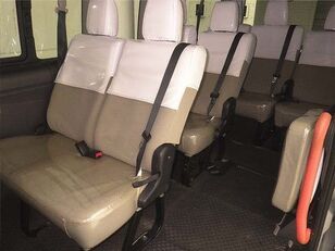 Nissan NV350 CARAVAN 人員輸送バン販売用 - 画像 5 | Autoline JP Nissan NV350 CARAVAN 人員輸送バン | 画像 5 - Autoline