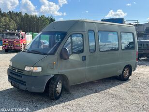 Peugeot Boxer Avestark 人員輸送バン