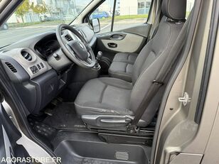 Van penumpang Renault TRAFIC dijual - Gambar 8 | Autoline ID Van penumpang Renault TRAFIC | Gambar 8 - Autoline