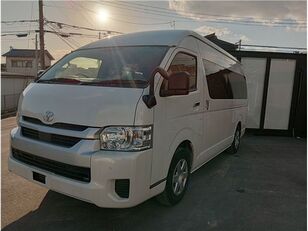الميكروباصات لنقل الركاب Toyota HIACE COMMUTER