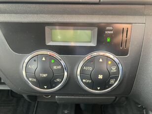 Купить пассажирский микроавтобус Toyota HIACE VAN - Изображение 26 | Autoline TM Пассажирский микроавтобус Toyota HIACE VAN | Изображение 26 - Autoline