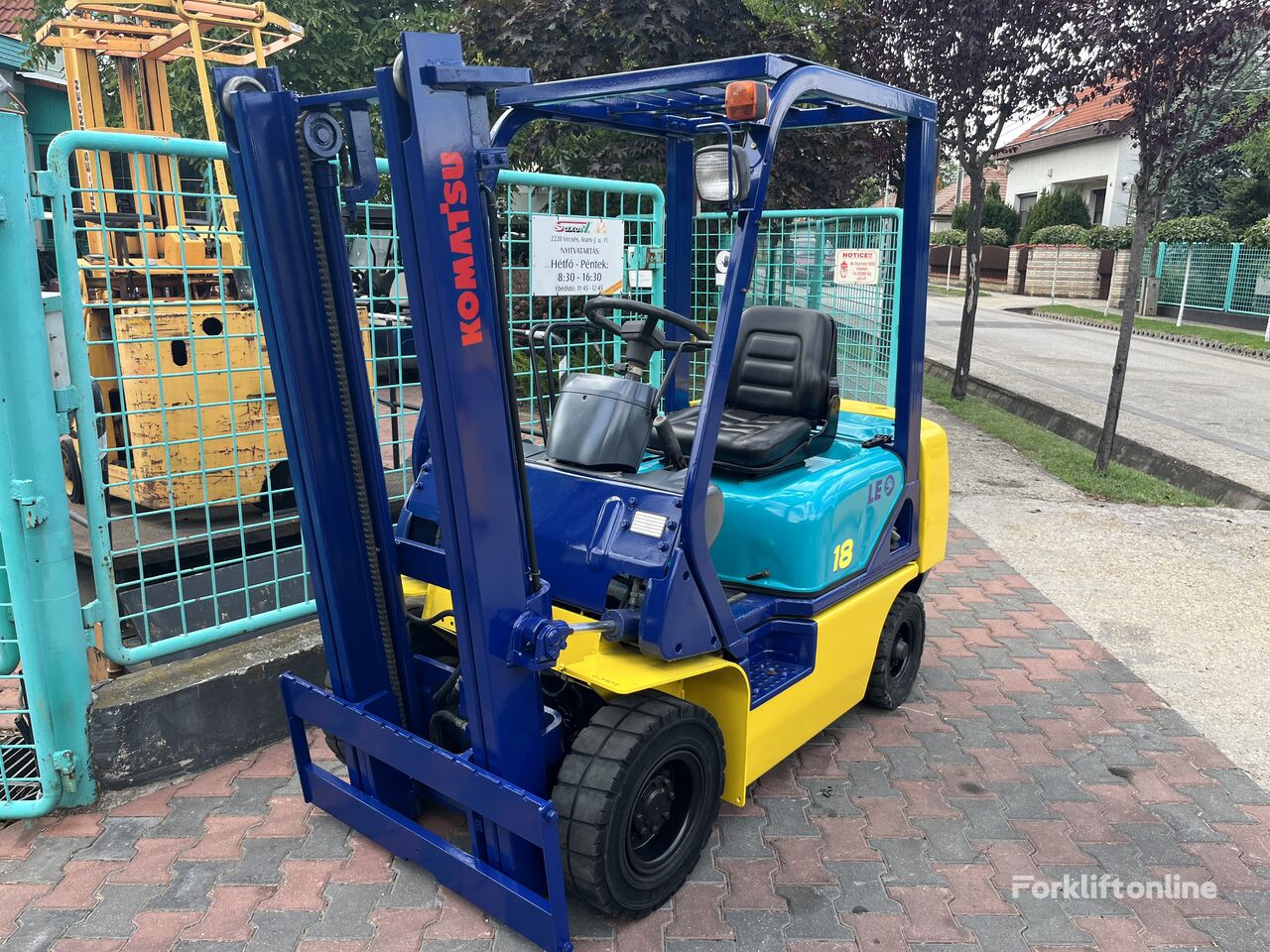 Komatsu  	FG18 HT-16 LEO    V-3907 gaffeltruck med benzin/gas