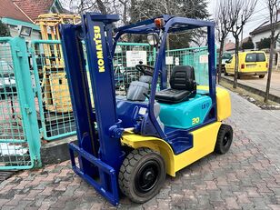 Komatsu FG25C-12 LEO    V-4150 carretilla elevadora de gasolina/gas