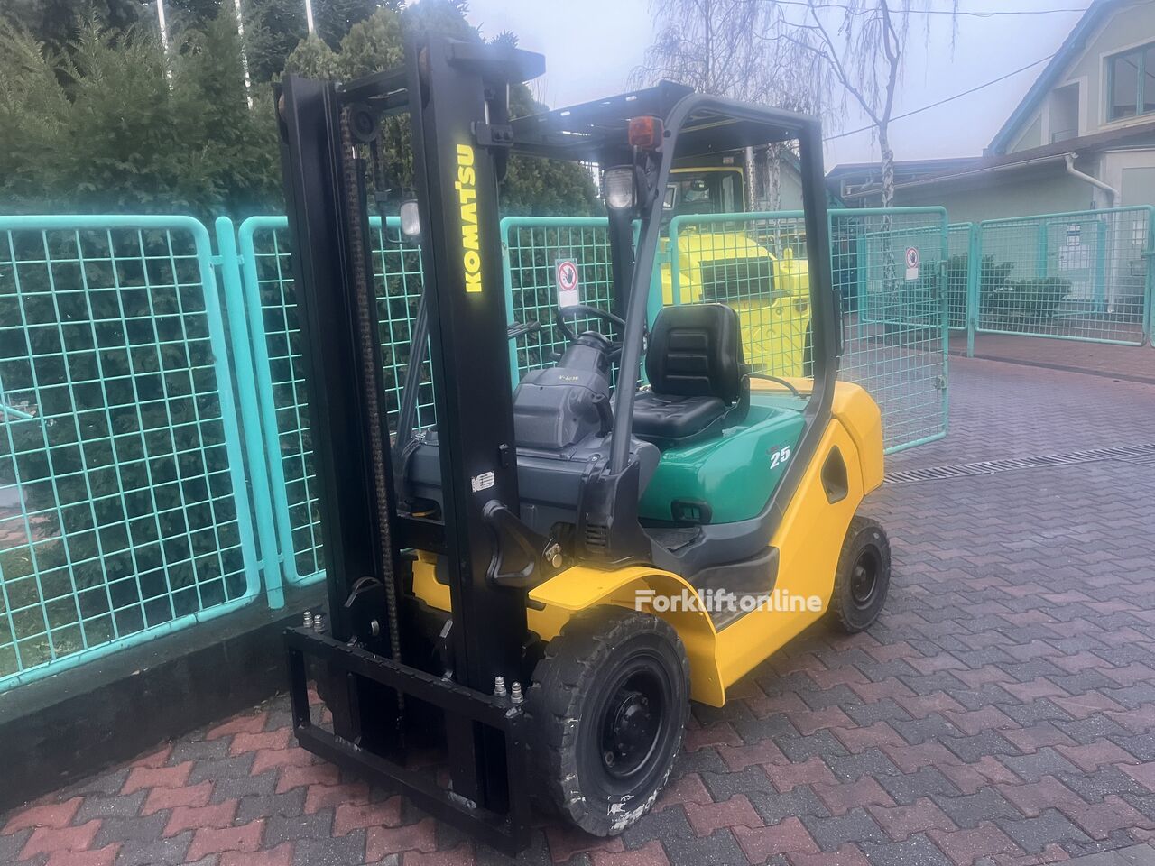 Komatsu FG25HT-16R NXT  V-4098   OF petrol/gas forklift