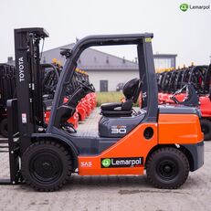 new Toyota 02-8FGF30 petrol/gas forklift