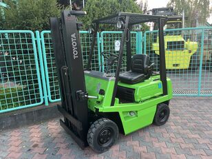 Toyota 4FG15C         V-3929 petrol/gas forklift