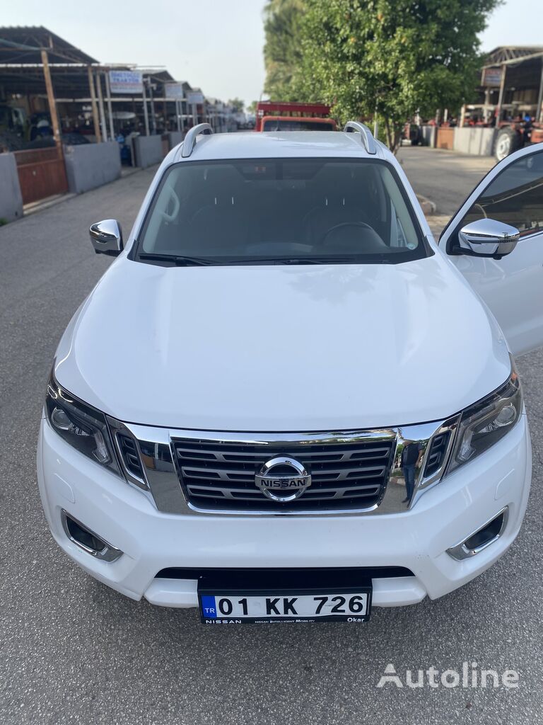 Nissan Navara 2.3 4x4 platinium 77.000 km pikaps