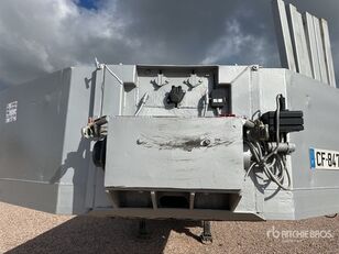 Tr'ax 533 platform semi-trailer