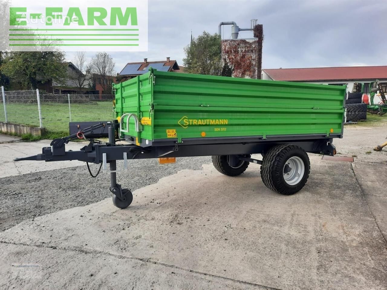 Strautmann sek 572 platform trailer