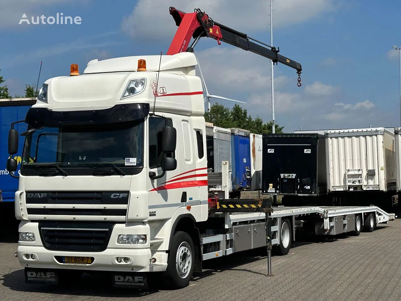 平台式运输车 DAF CF 85.410 HMF 900-K2+1 Crane / Winch / Mega Oprij Combi / EURO 5 - Autoline