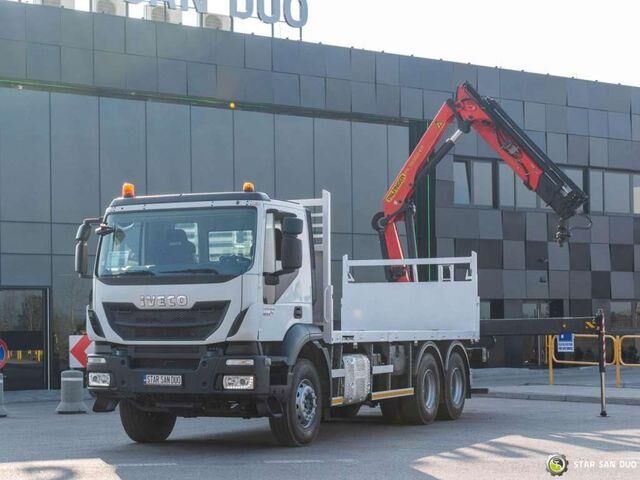 ИВЕКО ТРАКЕР 410 6×4 Пафнгер PK 18002 EH кран