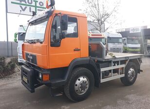 MAN L 10.224 4X4 vrachtwagen platte bak