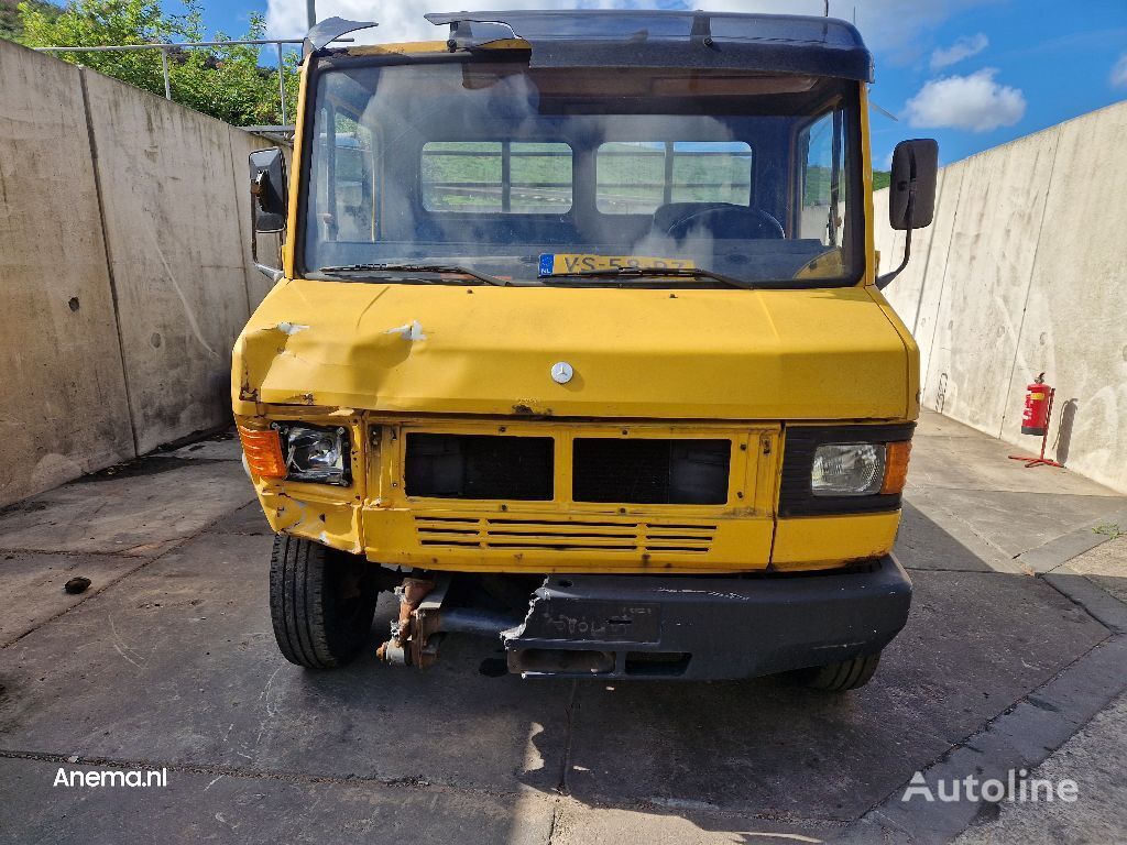 camion plate-forme Mercedes-Benz 609 D-III