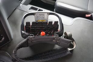 Prodaja Scania P 420 / 8 X 4 / TRIDEM / SKRZYNIOWY + HDS / PALFINGER PK 26002 / kamiona platforme - Slika 49 | Autoline BA Scania P 420 / 8 X 4 / TRIDEM / SKRZYNIOWY + HDS / PALFINGER PK 26002 / kamion platforma | Slika 49 - Autoline