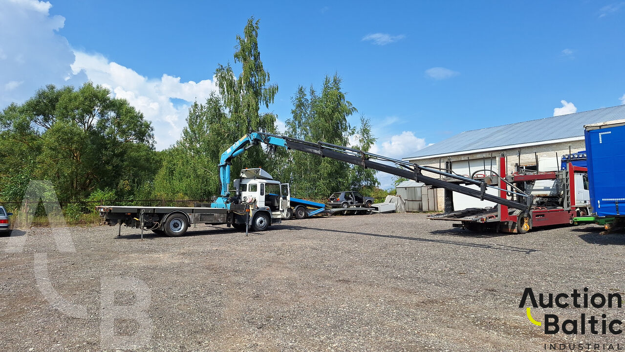 Volvo FL6 platform truck