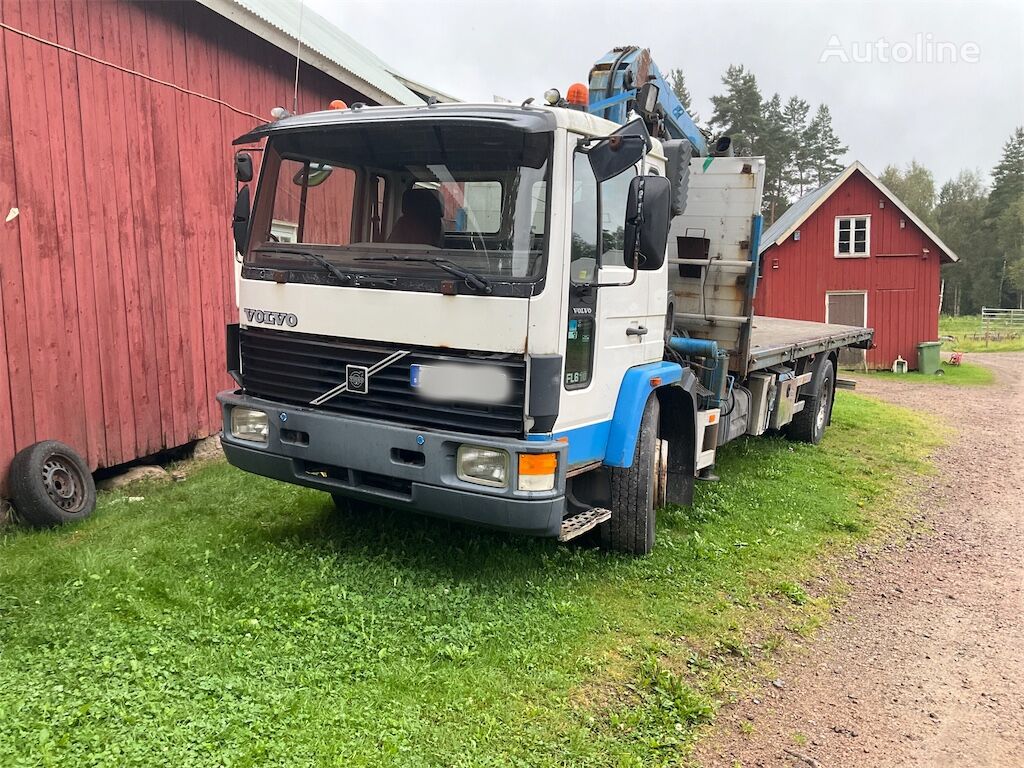 Volvo FL618 nyitott platós teherautó