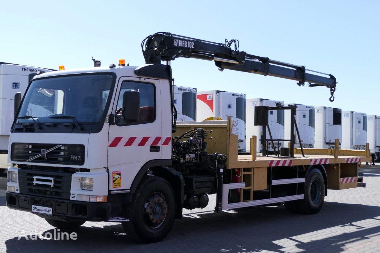 camião plataforma Volvo FM 290