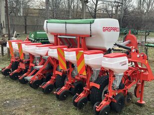 Gaspardo Renata 8R70 pneumatic precision seed drill