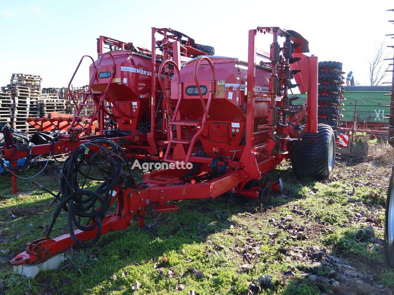 Horsch Pronto 6 AS pneumatic precision seed drill