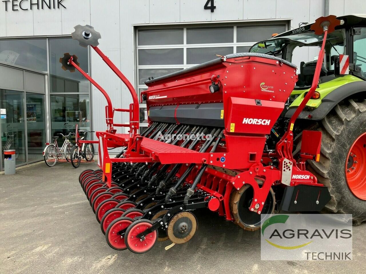 Horsch VERSA 3 KR pneumatic precision seed drill