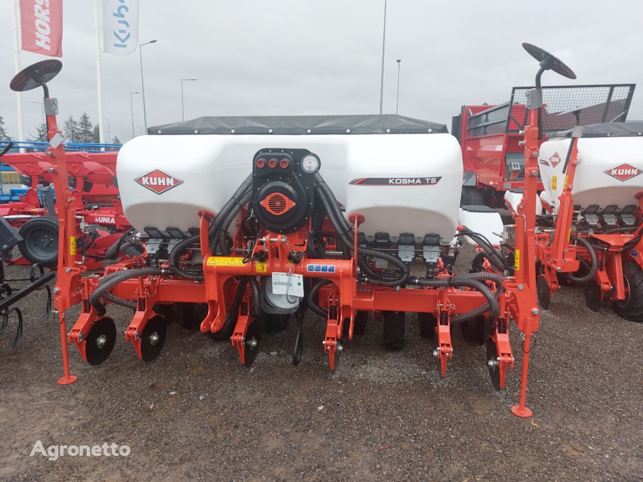 Kuhn Siewnik punktowy pneumatyczny Kuhn Kosma TS 6-rzędowy pneumatic precision seed drill