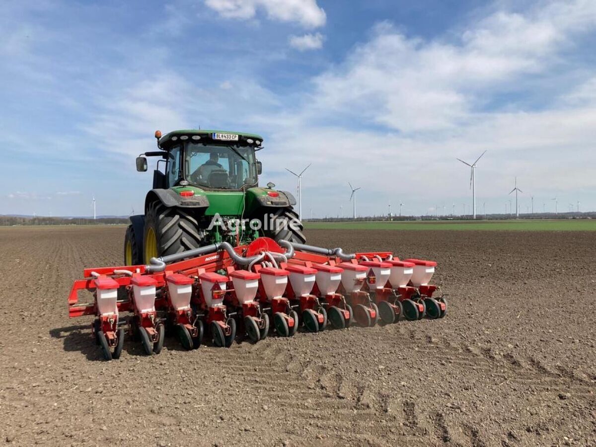 Kverneland Optima pneumatic precision seed drill - Agroline