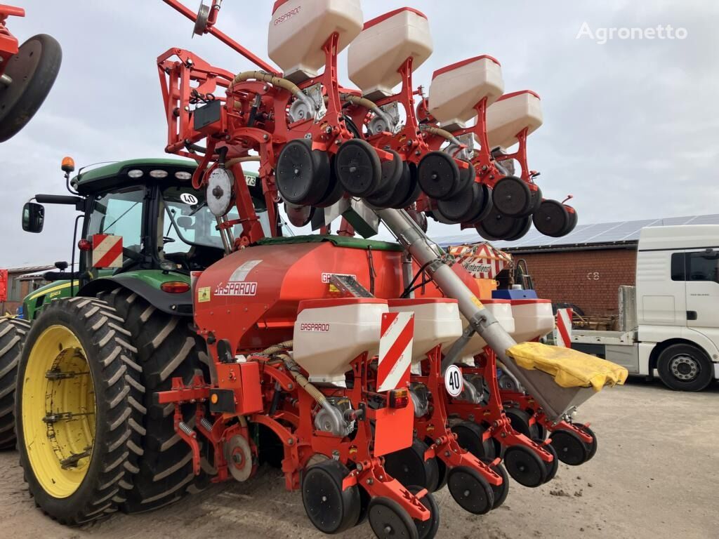 Maschio Gaspardo 8-RH pneumatic precision seed drill